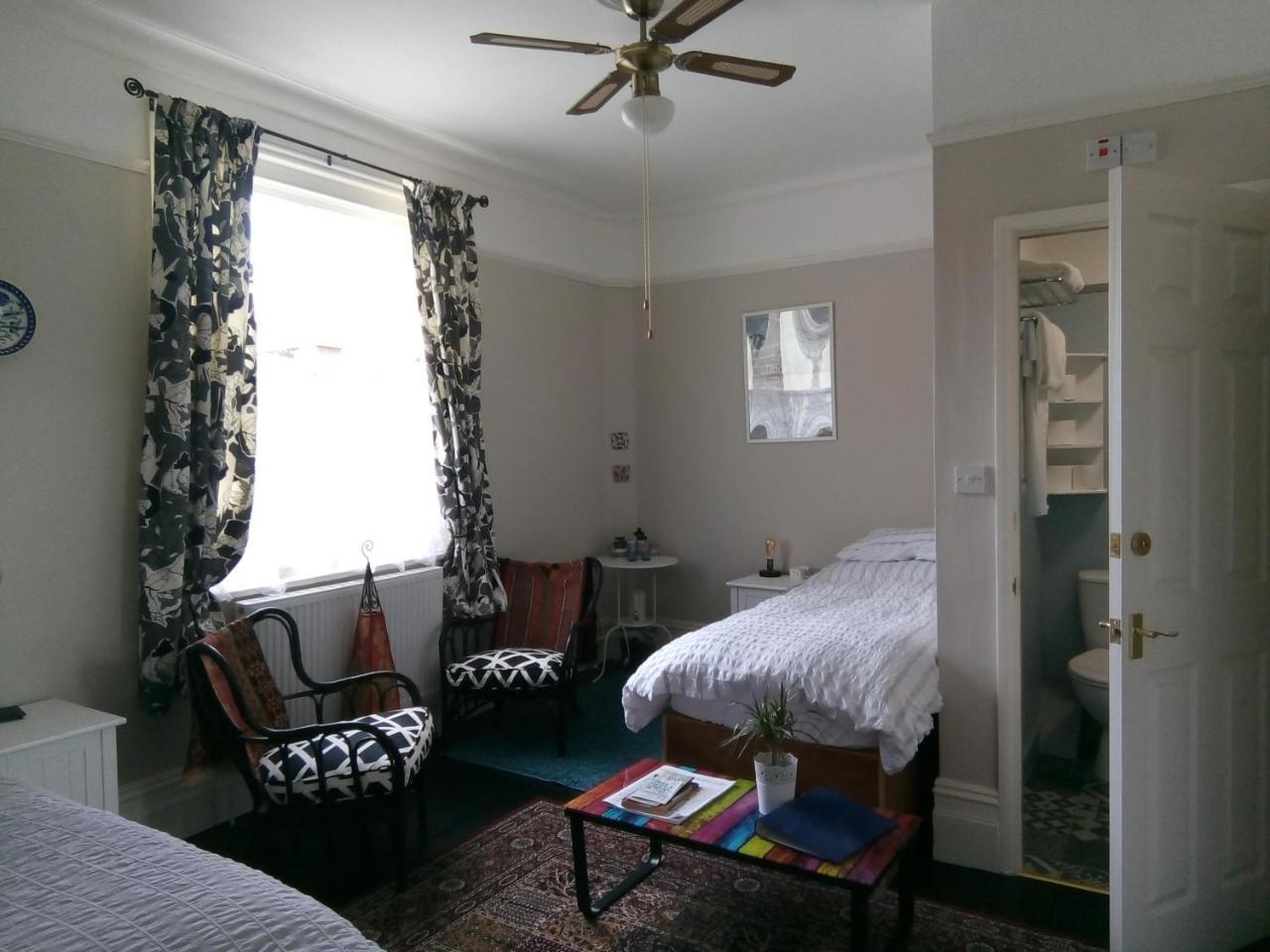 마게이트 Rosslyn Court B&B 외부 사진